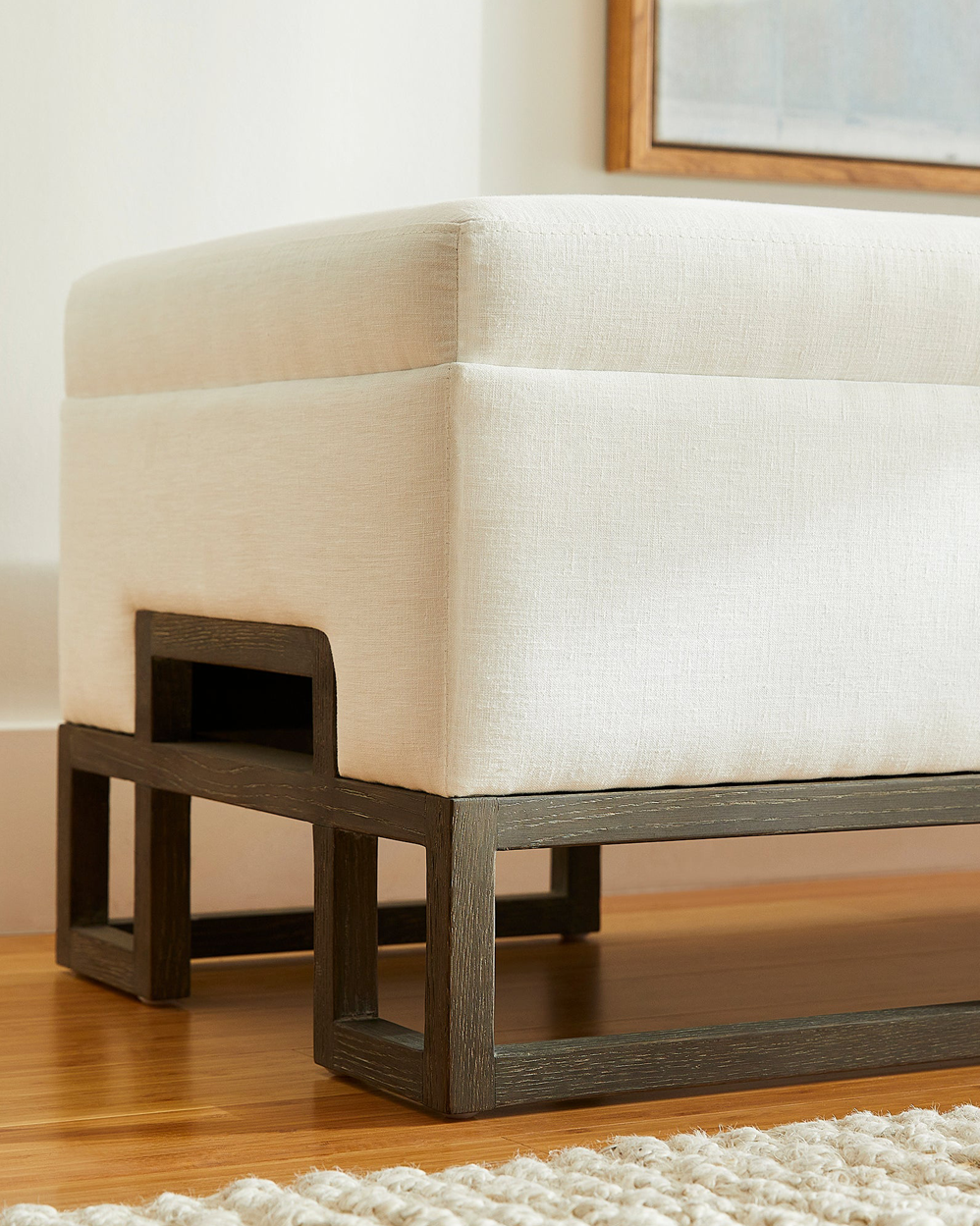Vanora Bench